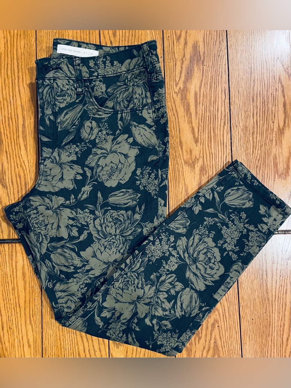 Pilcro & Letterpress, high rise skinny, jeans, size 32,floral pattern